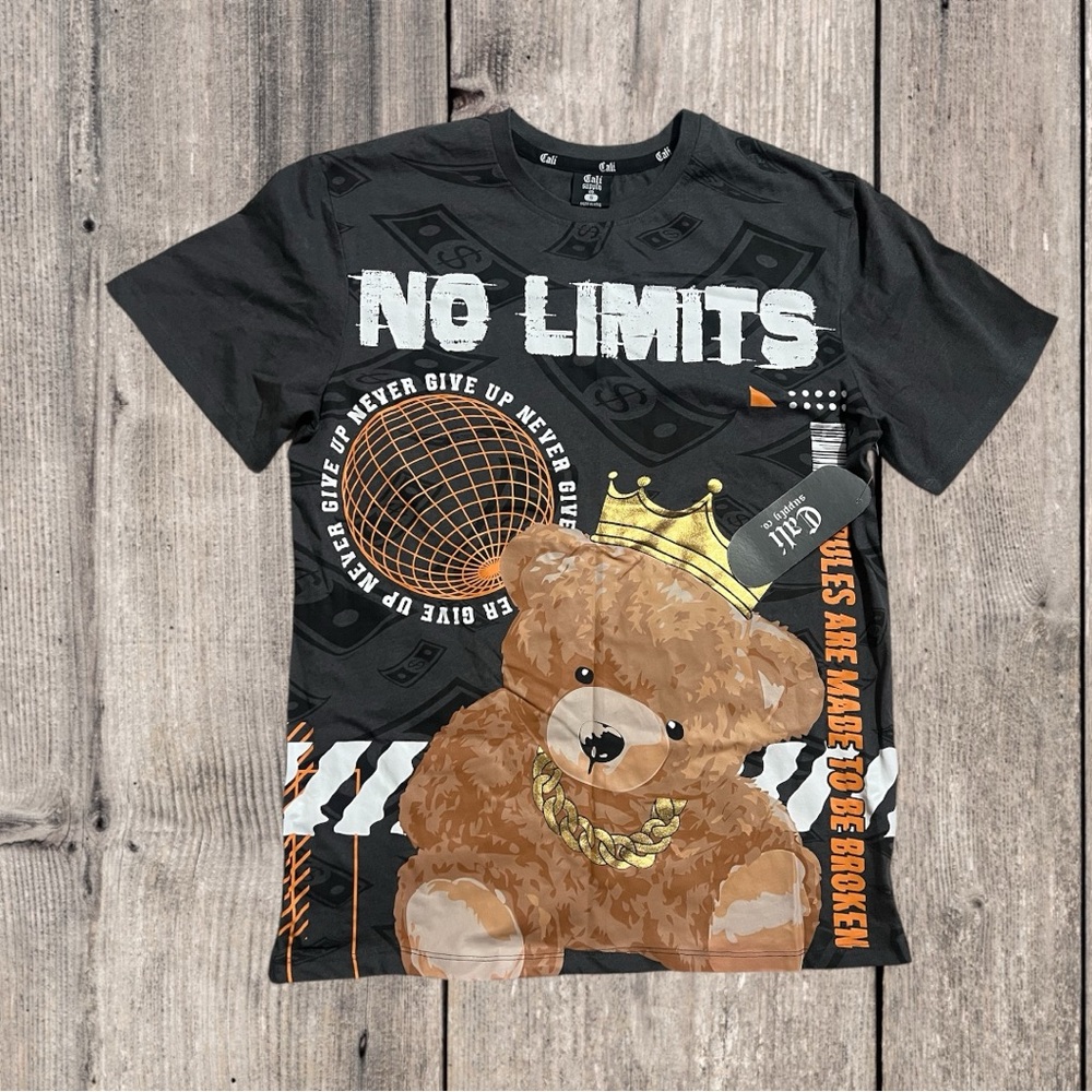 No Limits Graphic T-Shirt - Size S